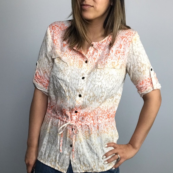 DKNY NWT blouse⭐️ - Picture 2 of 8